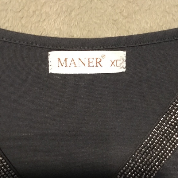 🙀3/$20 Maner ~ Gray Soft Embellished Top ~ Size XL - Picture 3 of 5